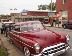 Cool cars look good on the streets of Cuba, MO.