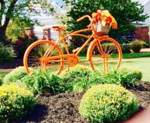 Orange bike cuba mo